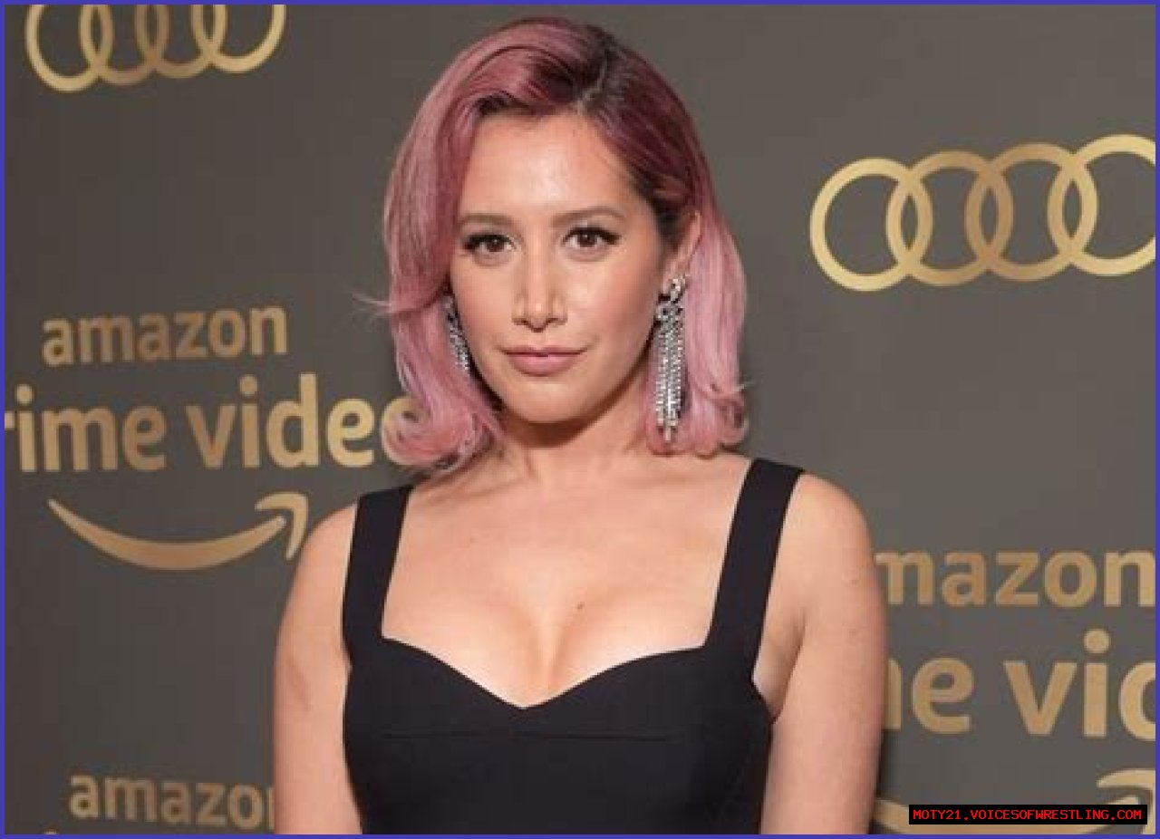 Ashley Tisdale Biography, Age, Wiki, Height, Weight, Boyfriend, Family & More