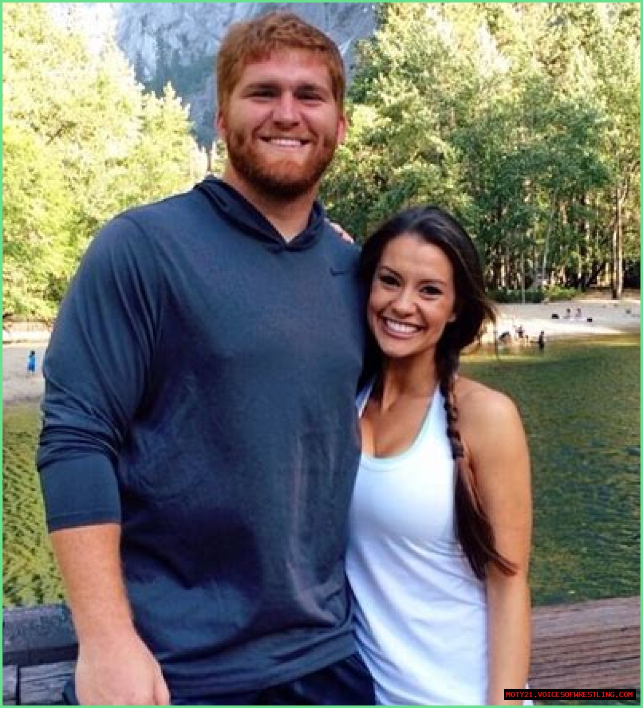  Bruce Miller’s girlfriend Leanne Massey 