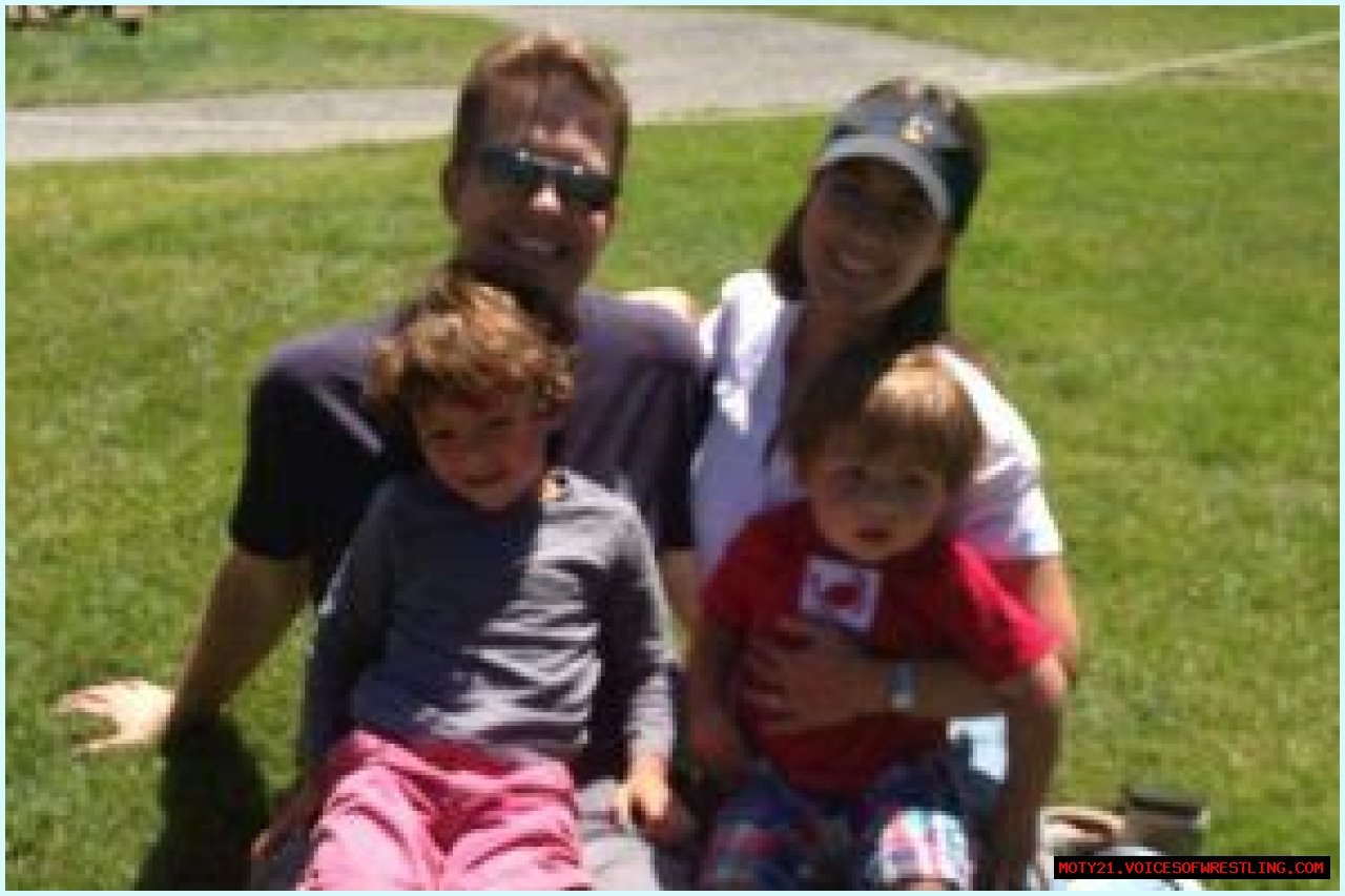 Chris Mooney’s Wife Lia Chomat Is A Princeton Graduate – Parents Of Two Children