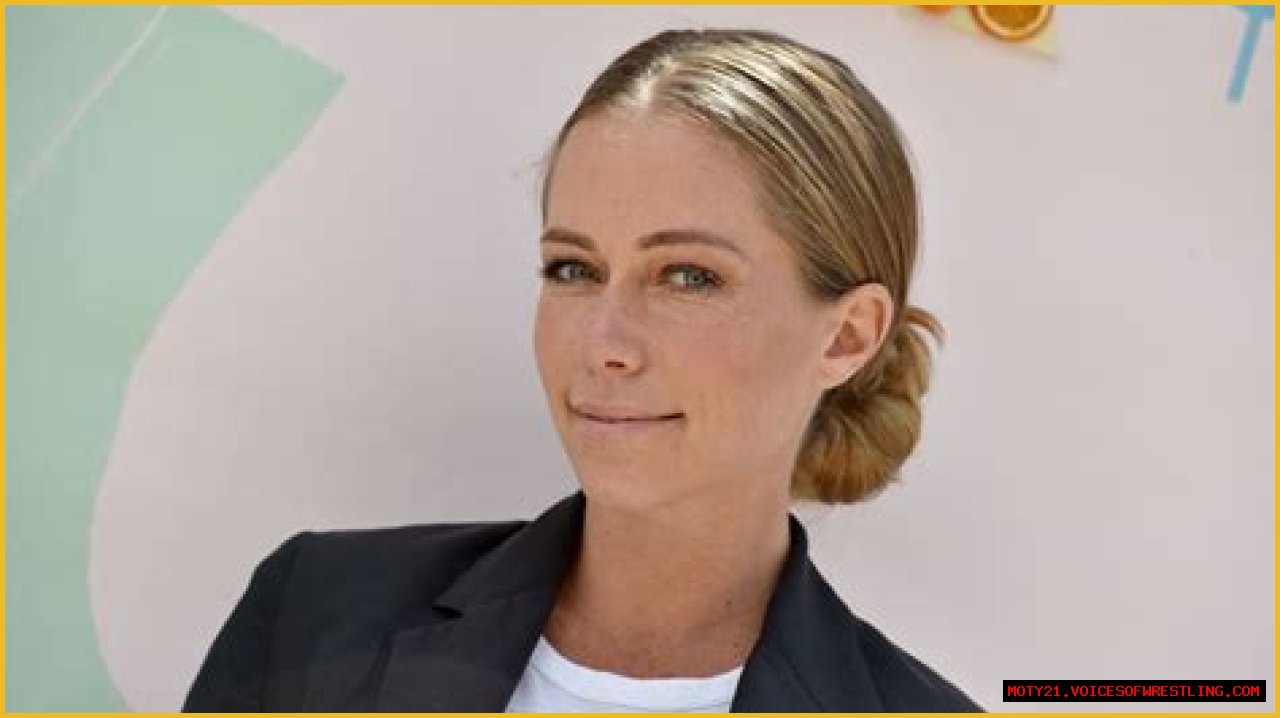 Kendra Wilkinson Gets Emotional Over Life as a Single Mom and Starting a New Career (Exclusive)