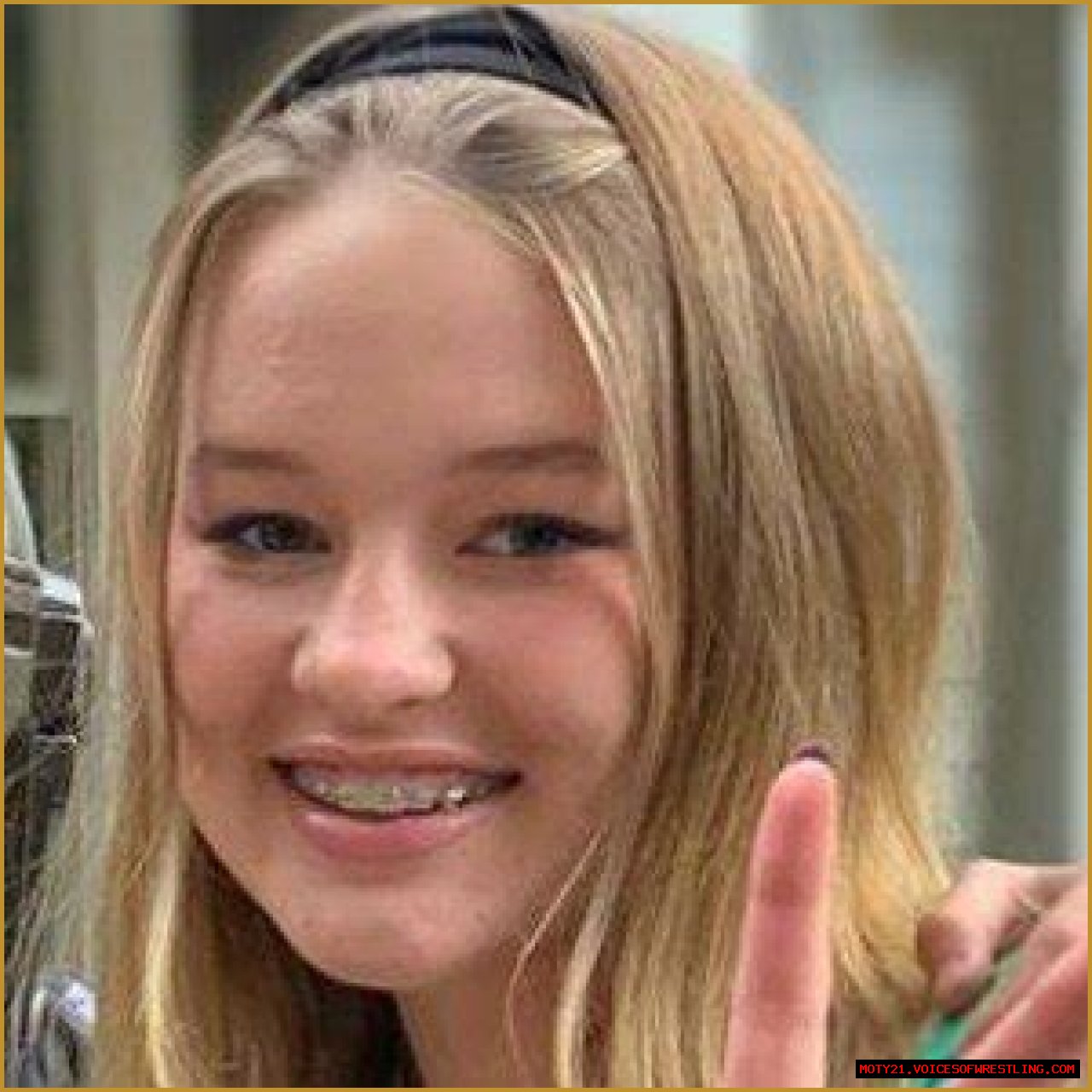 Lola Holderness - Bio, Age, Wiki, Facts and Family