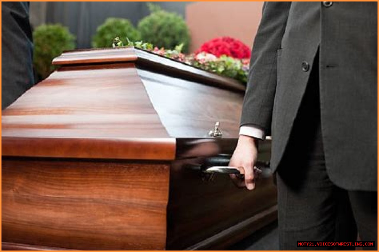 Tristan Kate Smith Obituary Nurse Sadly Dies By Suicide
